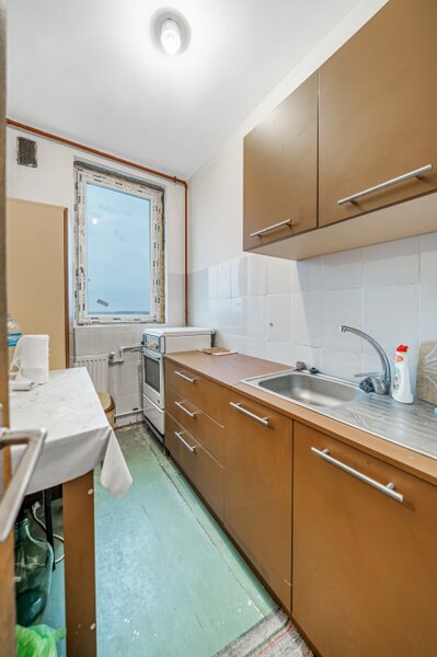 Apusului, Lacul Zanoaga nr. 33, 61 mp, 4 camere, vedere mixta.