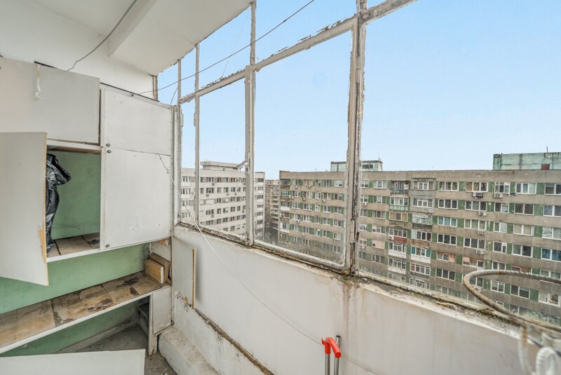 Apusului, Lacul Zanoaga nr. 33, 61 mp, 4 camere, vedere mixta.